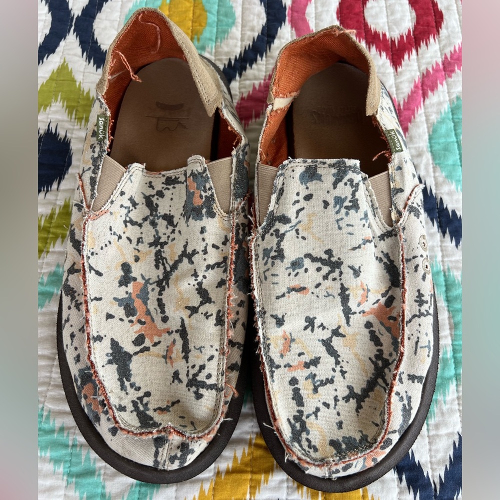 Men’s Sanuk Donavon loafers. EUC. Size 12.